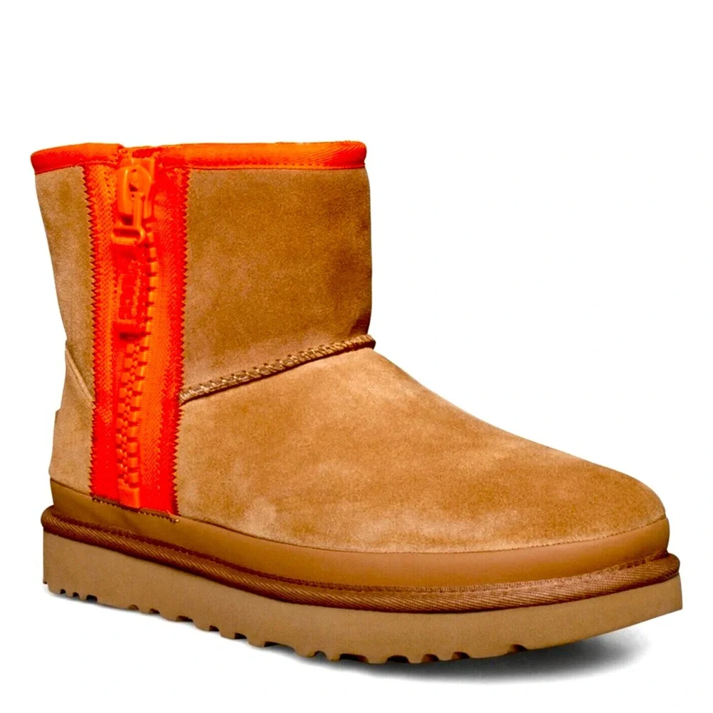 UGG Women’s Boots Mini Zipper Tape Logo Bootie Size 6 Classic Fashion Chestnut
